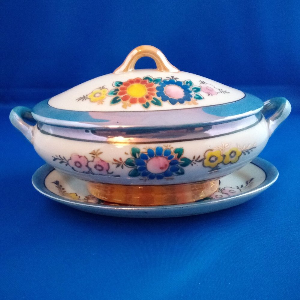 Vintage Art Deco lusterware gravy boat with lid Made in Japan